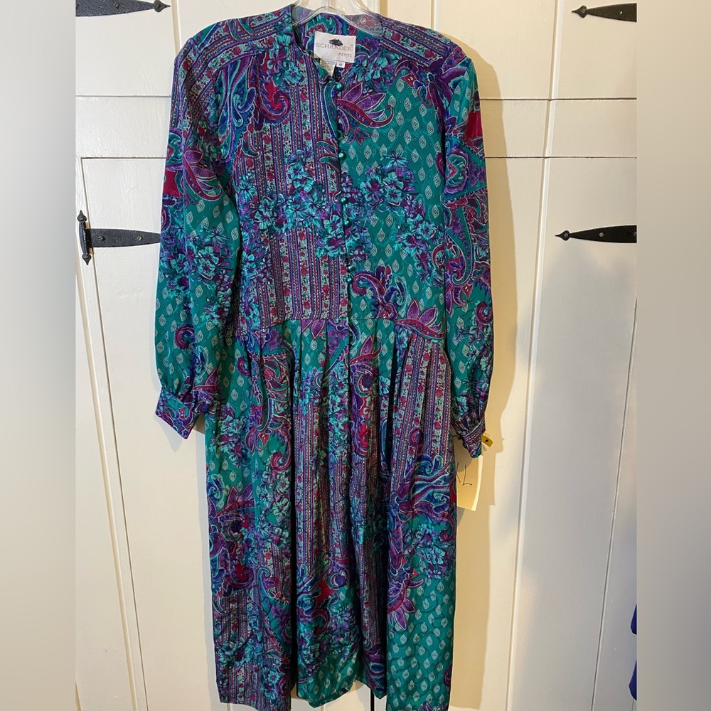 Vintage Shrader Jewel Tone Paisley Dress with button Front and Pleats. Size 12P